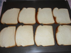 sliced bread drying