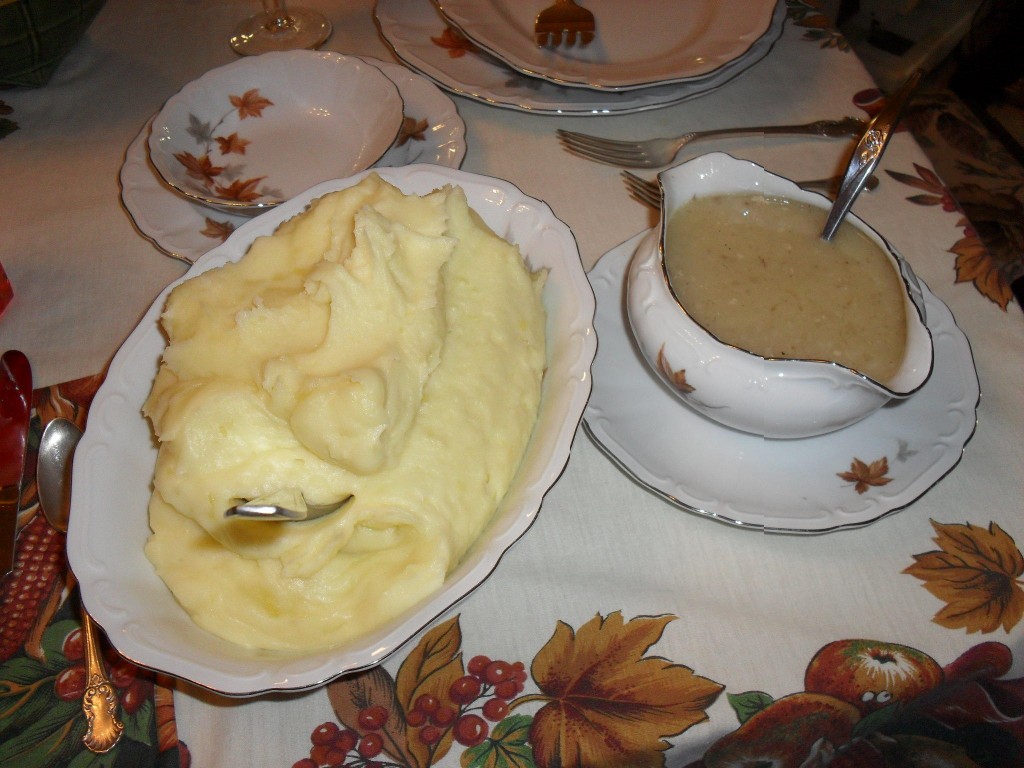 Perfect Turkey Gravy With Yukon Gold Potatoes